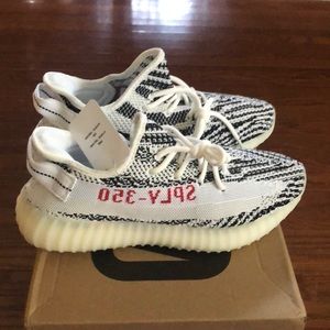 Yeezy Boost women’s 8 1/2